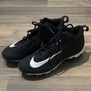 Nike Alpha cleats size 7W Football shoes EUC